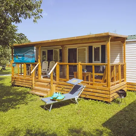 Campsite Camping Sole Family Village - Roan